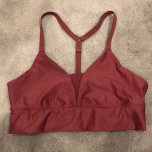 AERIE SPORTS BRA🍓✨